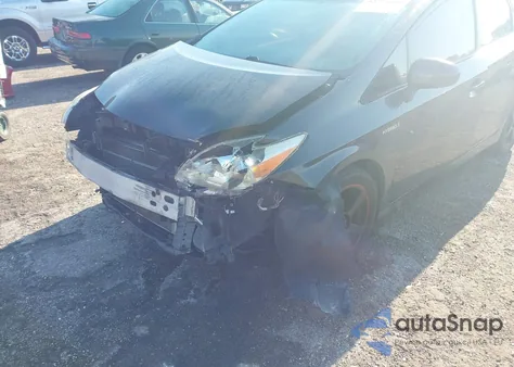 2013 Toyota Prius Two from USA, damaged, VIN JTDKN3DUXD1650981